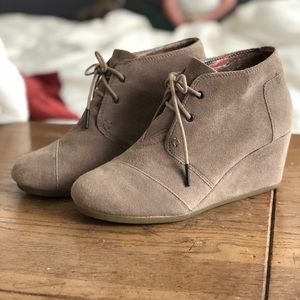 Toms Wedge Ankle Boot, Sz 8